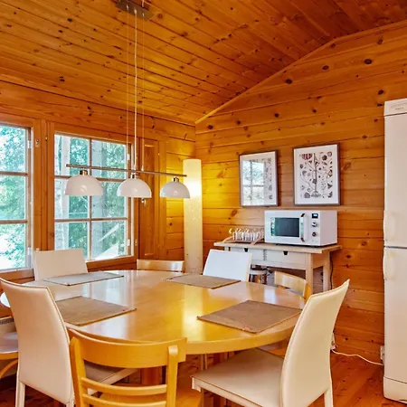 Lahdenpoukama By Interhome Hébergement de vacances *